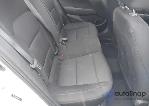 2018 Hyundai Elantra Se z USA, uszkodzony, nr VIN 5NPD74LF4JH295175